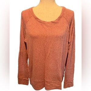 Women’s Old Navy Long Sleeves Cuffed Sweater Shirt Pink to Mauve Color NEW